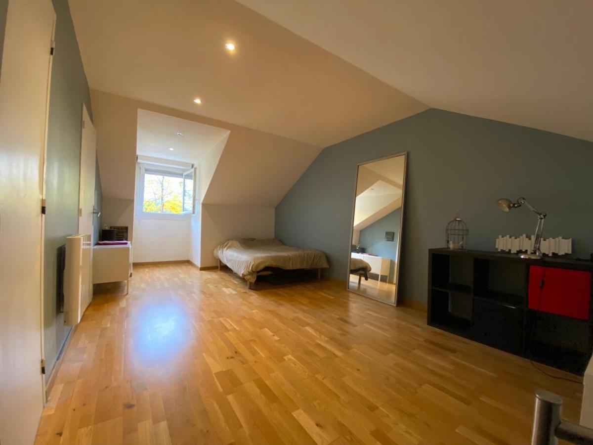 Une Belle Chambre Au Calme Avec Piscine Ormesson-sur-Marne Buitenkant foto